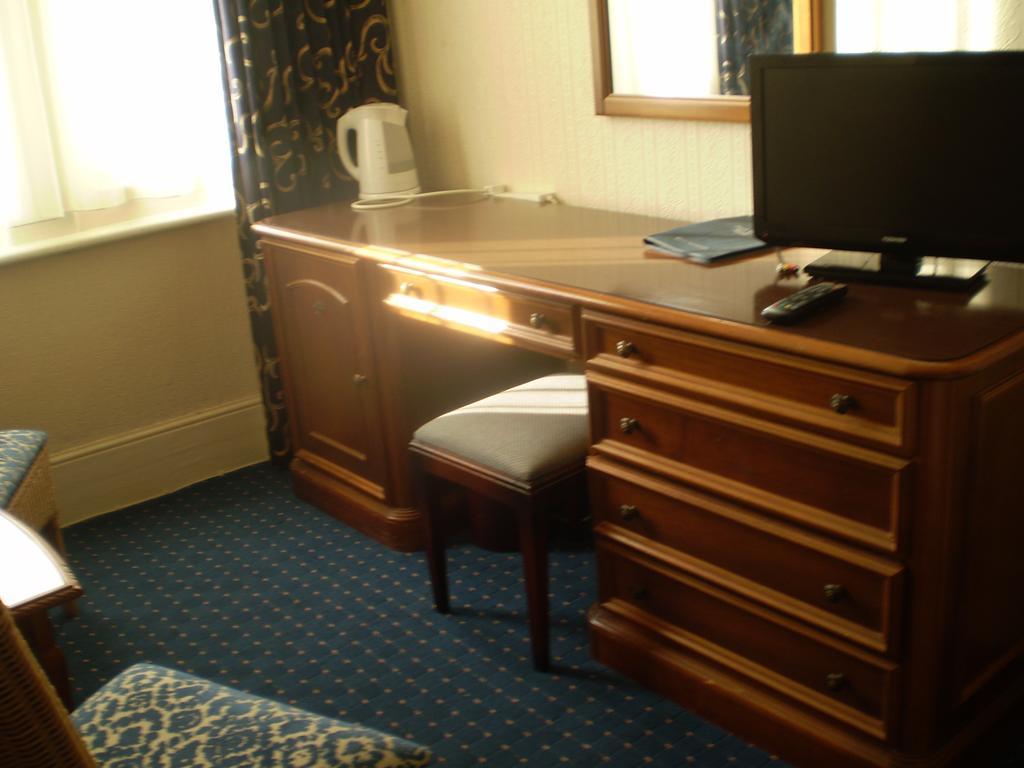Park View Hotel Истбурн Экстерьер фото